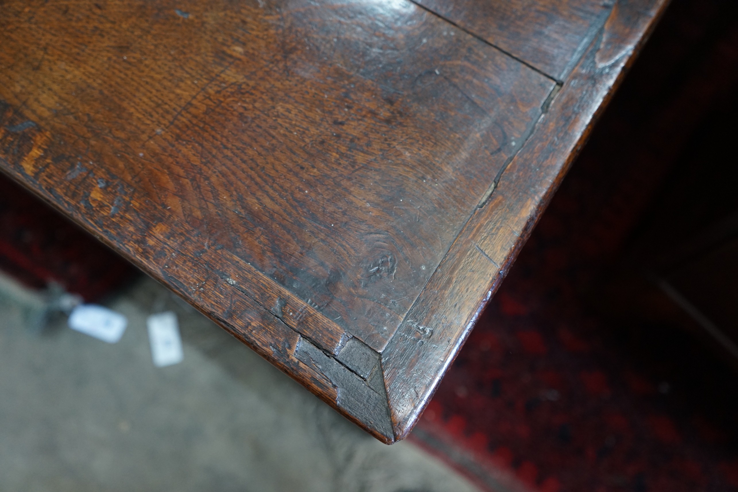 A George III oak mule chest, length 110cm, depth 52cm, height 65cm